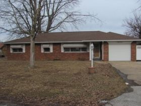 6005 W Washington Street, Belleville, IL 62223