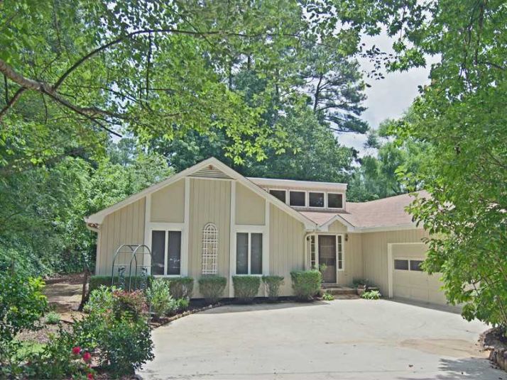 3247 Indian Valley Trail, Atlanta, GA 30341