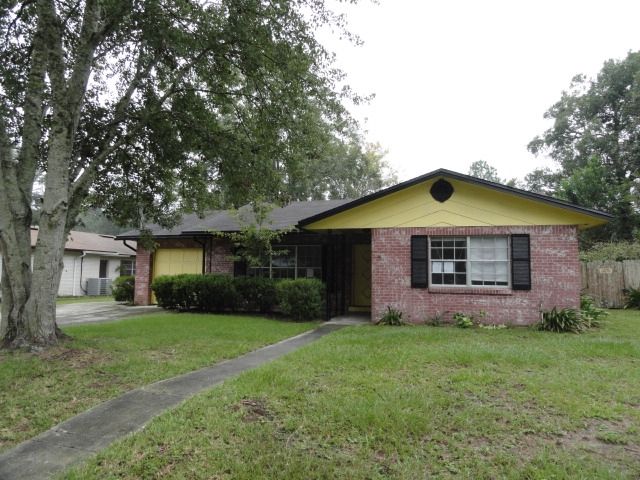 8310 Santman Ct, Jacksonville, FL 32221