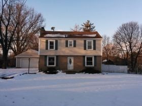 637 Killian Road, Akron, OH 44319