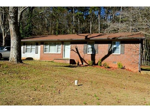 433 Pinecrest Drive, Riverdale, GA 30274