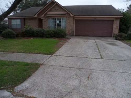 902 Shadow Creek Dr, La Porte, TX 77571