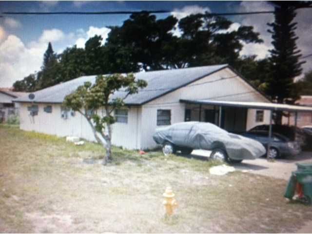 2760 NE 214 TE, Miami, FL 33180