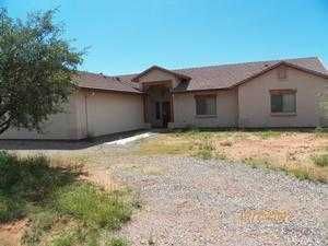 10110 E Rocking W Ranch Rd, Hereford, AZ 85615