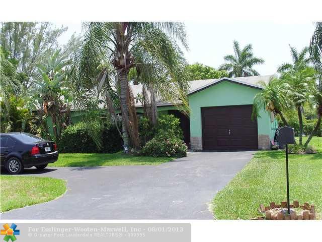 10504 NW 80TH CT, Fort Lauderdale, FL 33321