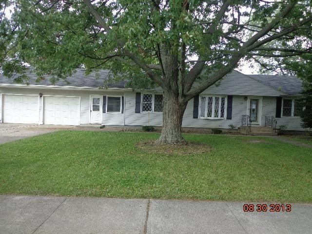 231 E Cherry St, Clyde, OH 43410