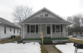 1007 E 10th St, Anderson, IN 46012