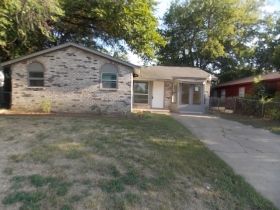 2525 Summit View St, Grand Prairie, TX 75050