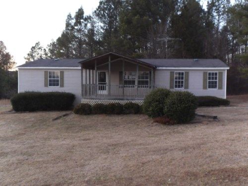 647 Hunters Creek Rd, Toccoa, GA 30577