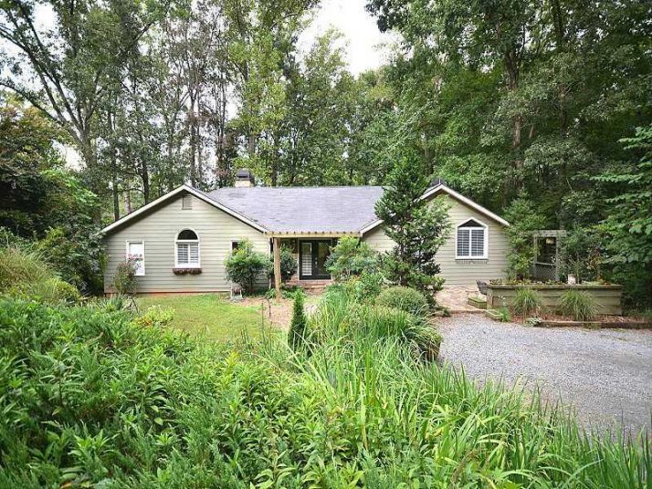 837 Peardon Court, Canton, GA 30115