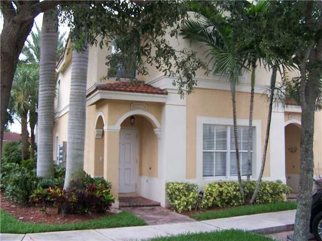 3096 SW 129TH TE # 101, Hollywood, FL 33027