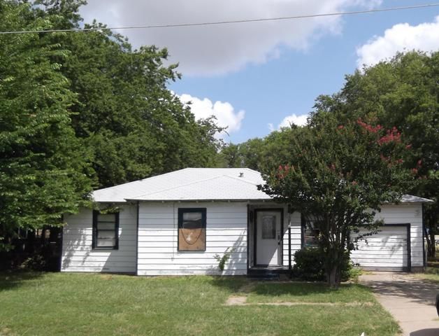 1303 Cedardale Rd, Lancaster, TX 75134