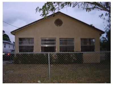 1506 Avenue I, Fort Pierce, FL 34950