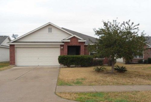 9122 Stingray Ct, Texas City, TX 77591