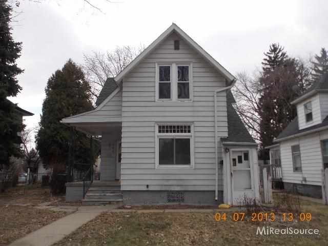 267 Euclid St, Mount Clemens, MI 48043