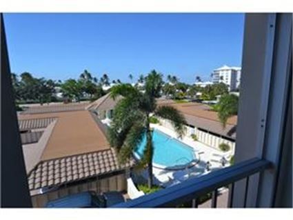 2600 Gulf Shore Blvd N #36, Naples, FL 34103