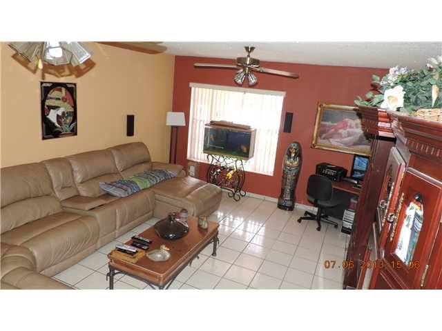 3601 E 10 AV, Hialeah, FL 33013