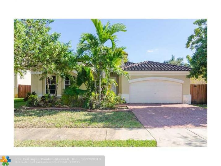 12846 SW 52ND ST, Hollywood, FL 33027