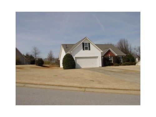 5828 Meadowfield Trace, Flowery Branch, GA 30542