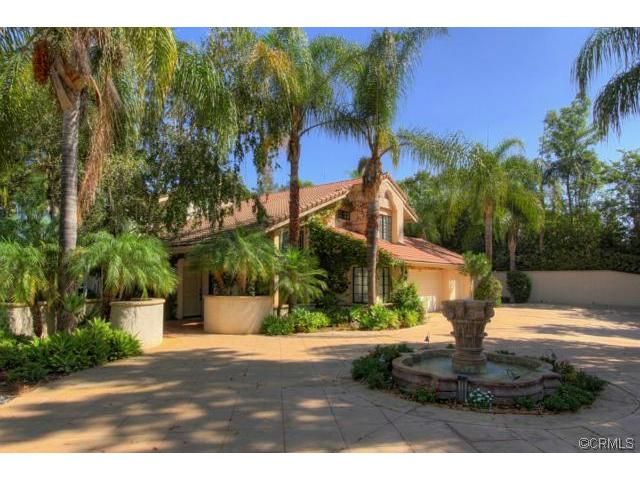 30566 Country Club Dr., Redlands, CA 92373