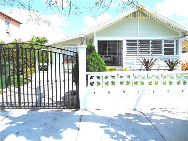 25 SW 32 CT, Miami, FL 33135