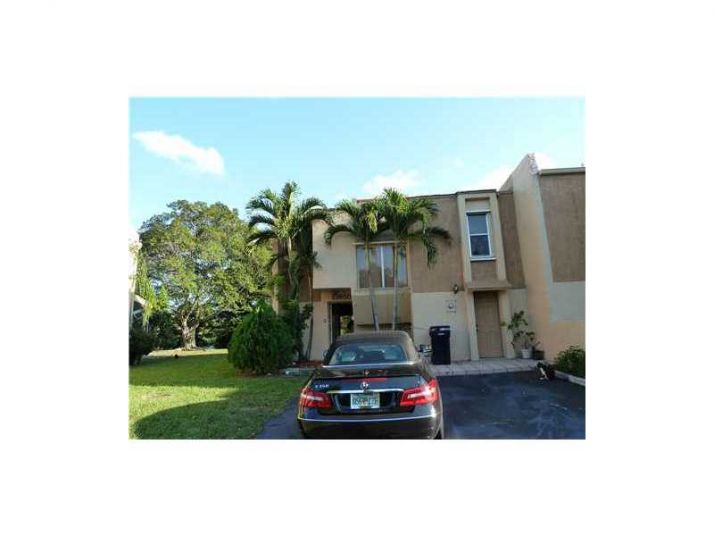 13850 SW 67 TE # ., Miami, FL 33183