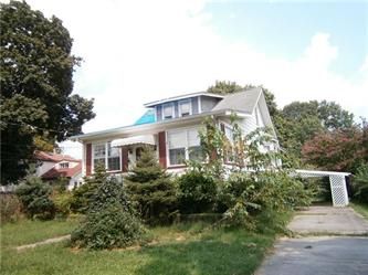 39 S Lippincott Ave, Maple Shade, NJ 08052