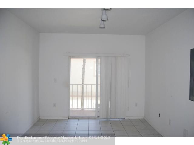 2020 TAYLOR ST # 5C, Hollywood, FL 33020