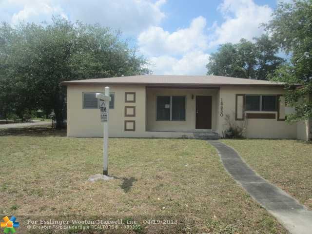 15550 NE 5TH CT, Miami, FL 33162