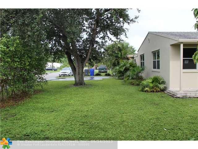 335 N 28TH AVE, Hollywood, FL 33020