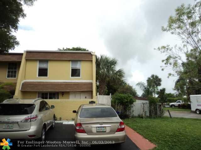 7500 NW 73RD TER # 7500, Fort Lauderdale, FL 33321