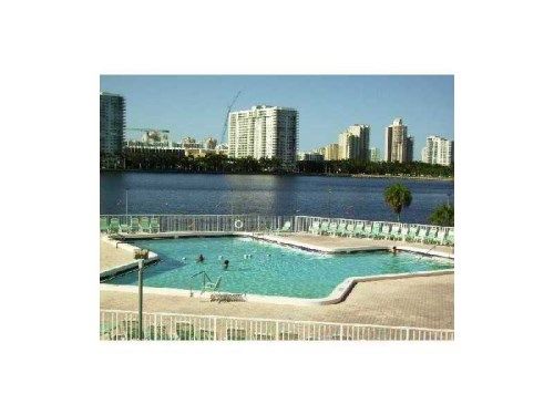 2920 POINT EAST DR # N-208, North Miami Beach, FL 33160