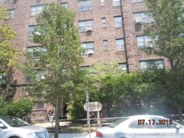 141 Wyckoff Pl Apt 4e, Woodmere, NY 11598