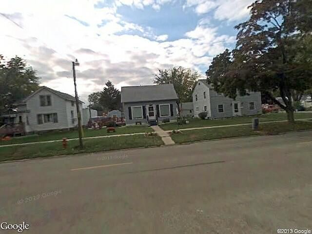 9Th Street, Rochelle, IL 61068