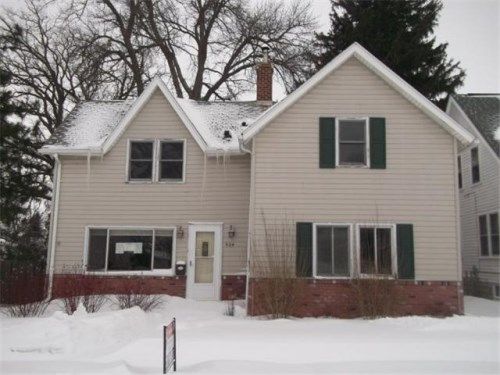 624 Front St, Kenyon, MN 55946