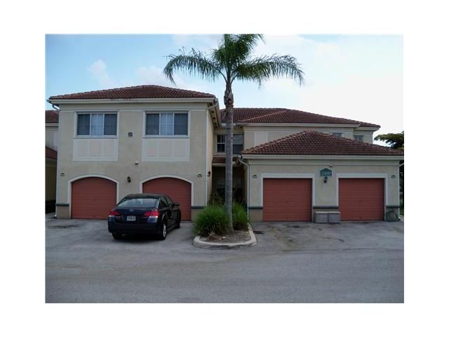 2400 CENTERGATE DR # 102, Hollywood, FL 33025