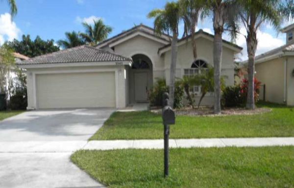 3545 Old Lighthouse Cir, West Palm Beach, FL 33414