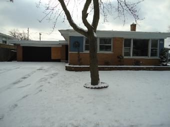 208 W Normandy Dr, Chicago Heights, IL 60411