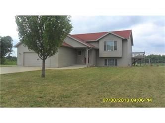 203 10th Ave Nw, Dodge Center, MN 55927