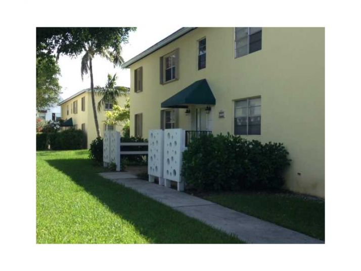 7721 SW 55 AV # 47C, Miami, FL 33143