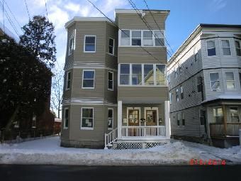 10-12 Bennington St, Lawrence, MA 01841