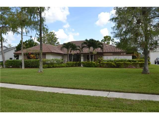 15500 CEDAR BLUFF PL, West Palm Beach, FL 33414