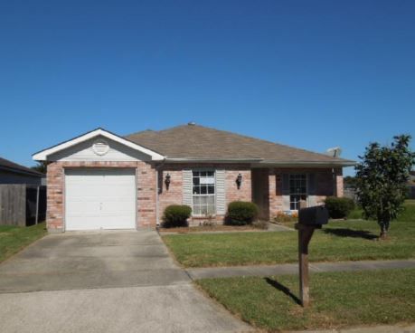 2504 Highland Meadows Dr, Marrero, LA 70072