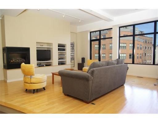 Washington St #416, Boston, MA 02118