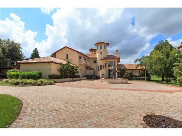 220 Via De Lago, Altamonte Springs, FL 32701