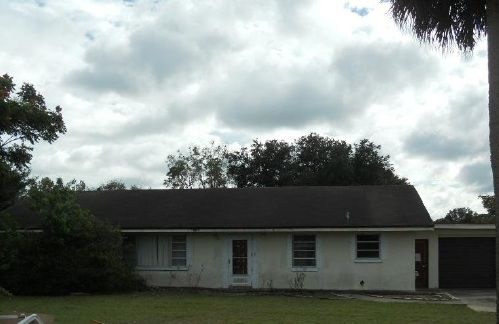 3635 Montgomery Road, Mims, FL 32754