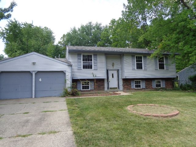 6083 Morningside Dr, Fairfield, OH 45014