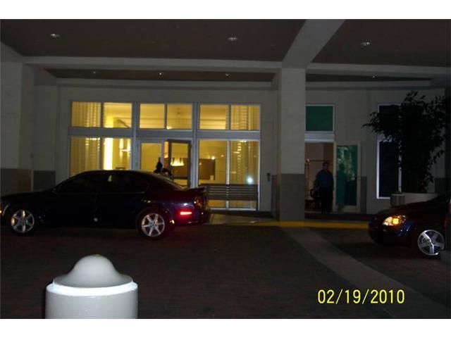 9066 73 CT # 1205, Miami, FL 33156