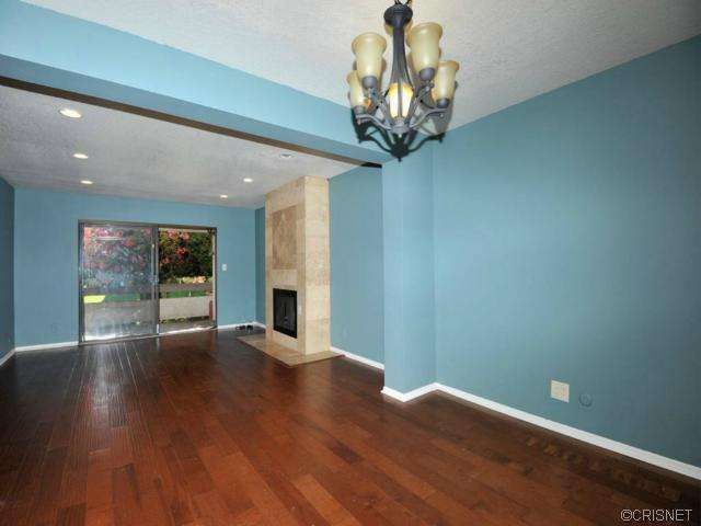 15233 Magnolia Boulevard #108, Sherman Oaks, CA 91403