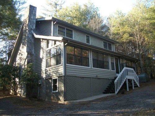 31 Indian Cave Road, Ellijay, GA 30536